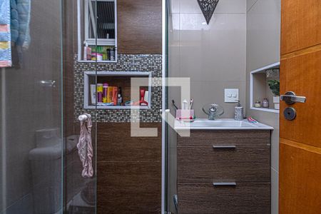Banheiro Social de apartamento à venda com 3 quartos, 64m² em Jardim Patente, São Paulo