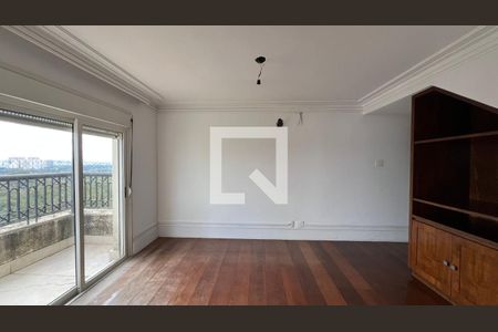 Sala de TV de apartamento à venda com 4 quartos, 525m² em Alto de Pinheiros, São Paulo