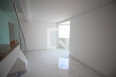 Sala de apartamento para alugar com 3 quartos, 145m² em Novo Eldorado, Contagem