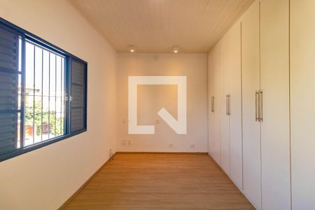 Quarto 2 de casa para alugar com 3 quartos, 120m² em Vila do Bosque, São Paulo