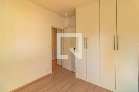 Quarto 1 de casa para alugar com 3 quartos, 120m² em Vila do Bosque, São Paulo