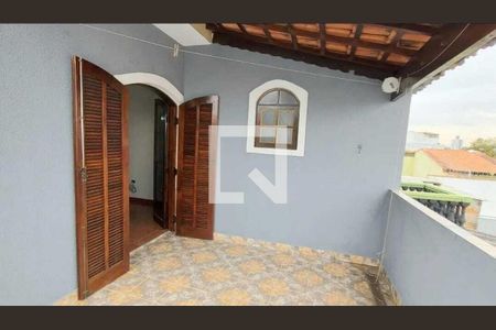 Casa à venda com 3 quartos, 258m² em Vila Aquilino, Santo André