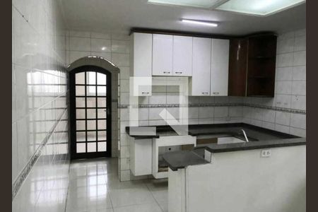 Casa à venda com 3 quartos, 258m² em Vila Aquilino, Santo André