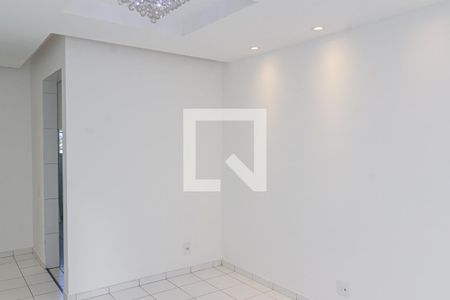 Sala de apartamento para alugar com 2 quartos, 43m² em Cosmos, Rio de Janeiro