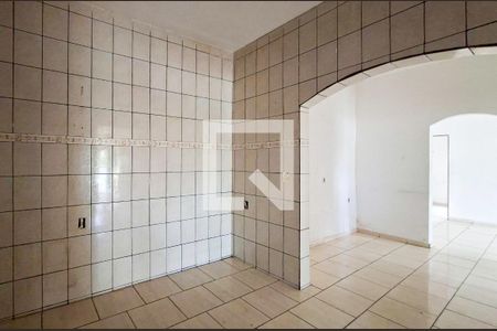 Cozinha de casa à venda com 3 quartos, 250m² em Santa Cruz, Belo Horizonte