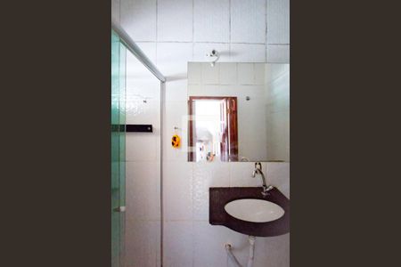 Banheiro de casa à venda com 3 quartos, 250m² em Santa Cruz, Belo Horizonte