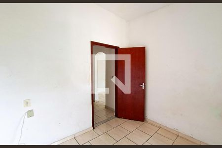 Quarto 3 de casa à venda com 3 quartos, 250m² em Santa Cruz, Belo Horizonte