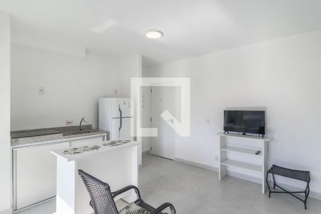 Cozinha de kitnet/studio para alugar com 1 quarto, 35m² em Brooklin, São Paulo
