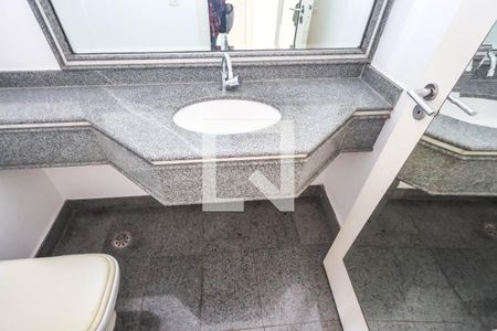 Lavabo de apartamento à venda com 3 quartos, 177m² em Paraíso, São Paulo