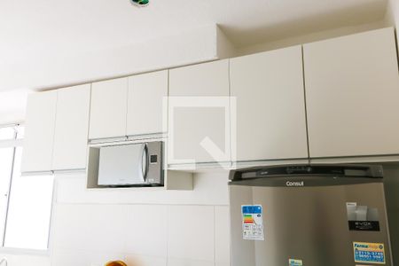 Cozinha de apartamento para alugar com 2 quartos, 57m² em Bonsucesso, Rio de Janeiro