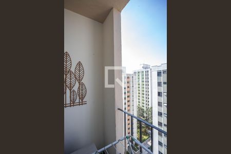 Varanda da sala de apartamento à venda com 2 quartos, 59m² em Cidade Ademar, Diadema