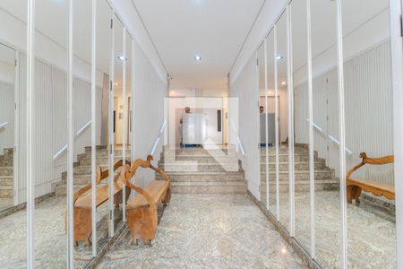 Hall de entrada de apartamento à venda com 1 quarto, 32m² em Bela Vista, São Paulo