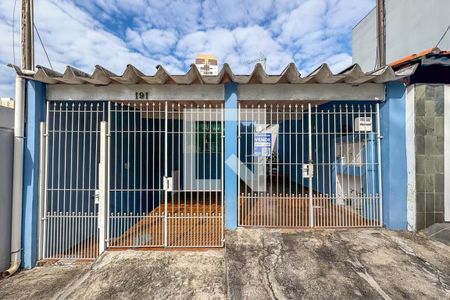 Fachada de casa à venda com 2 quartos, 210m² em Jardim Maria Cecilia, São Bernardo do Campo