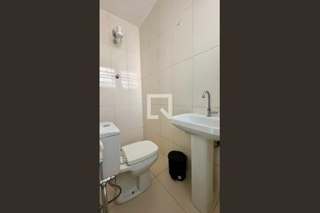 Banheiro / Quarto 5 de casa à venda com 5 quartos, 246m² em Barroca, Belo Horizonte