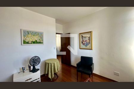 Quarto 1 de casa à venda com 5 quartos, 246m² em Barroca, Belo Horizonte
