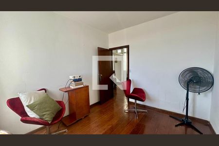 Quarto 2 de casa à venda com 5 quartos, 246m² em Barroca, Belo Horizonte