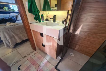 Banheiro da Suíte de apartamento à venda com 1 quarto, 31m² em Vila Elze, São Paulo