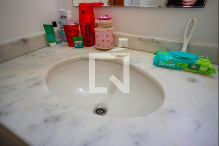 Banheiro Social de apartamento à venda com 2 quartos, 56m² em Sarandi, Porto Alegre