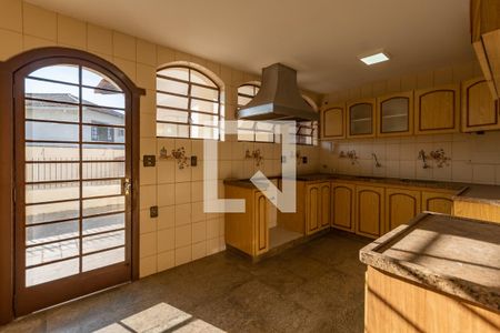 Cozinha de casa para alugar com 5 quartos, 453m² em Pampulha, Belo Horizonte