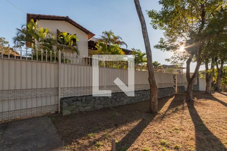 Fachada de casa para alugar com 5 quartos, 453m² em Pampulha, Belo Horizonte