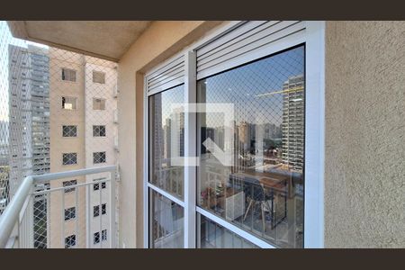 Varanda de apartamento para alugar com 1 quarto, 27m² em Parque Industrial Tomas Edson, São Paulo