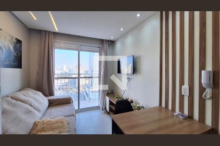 Sala de apartamento para alugar com 1 quarto, 27m² em Parque Industrial Tomas Edson, São Paulo