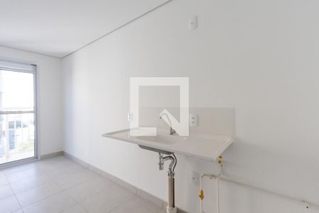 Sala/Cozinha de apartamento para alugar com 1 quarto, 28m² em Parque Industrial Tomas Edson, São Paulo