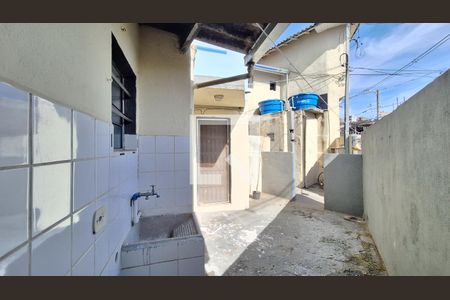 Área de Serviço de casa para alugar com 1 quarto, 25m² em Vila Anglo Brasileira, São Paulo