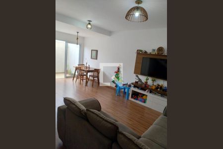 Foto 01 de casa à venda com 2 quartos, 75m² em Campo Grande, São Paulo