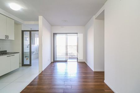 Sala de apartamento para alugar com 2 quartos, 56m² em Vila Sonia, São Paulo
