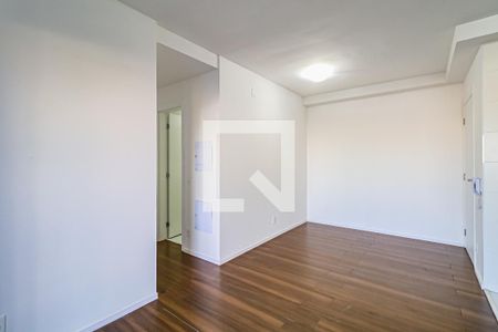 Sala de apartamento para alugar com 2 quartos, 56m² em Vila Sonia, São Paulo