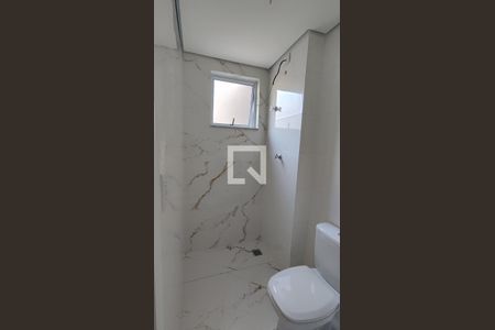 Banheiro da Suíte 2 de apartamento à venda com 2 quartos, 98m² em Cabral, Contagem