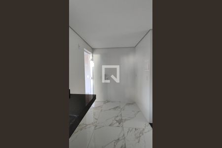 Cozinha de apartamento à venda com 2 quartos, 98m² em Cabral, Contagem
