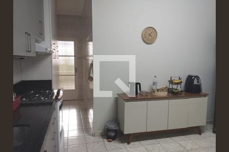Cozinha de casa à venda com 3 quartos, 180m² em Vila Costa E Silva, Campinas