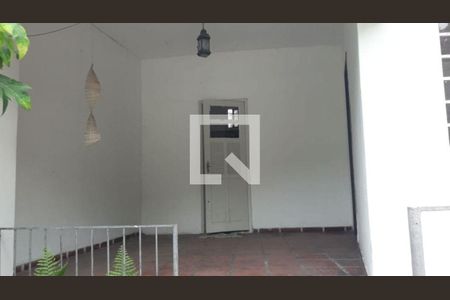 Casa à venda com 4 quartos, 97m² em Pé Pequeno, Niterói