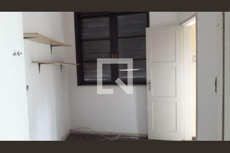 Casa à venda com 4 quartos, 97m² em Pé Pequeno, Niterói