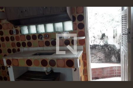Casa à venda com 4 quartos, 97m² em Pé Pequeno, Niterói