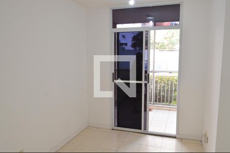 Sala de apartamento para alugar com 2 quartos, 50m² em Anil, Rio de Janeiro