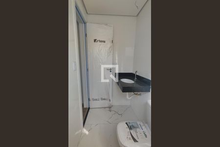 Banheiro da Suíte de apartamento à venda com 3 quartos, 105m² em Cabral, Contagem