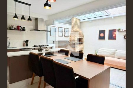 Foto 05 de casa de condomínio à venda com 3 quartos, 174m² em Vila Bertioga, São Paulo