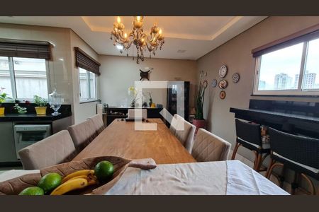 Casa à venda com 3 quartos, 212m² em Vila Monumento, São Paulo