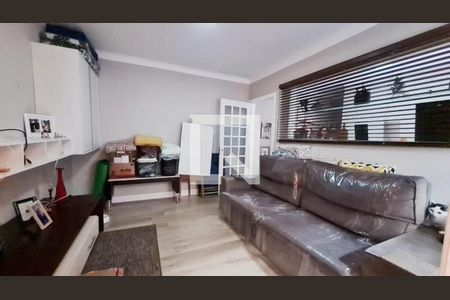 Casa à venda com 3 quartos, 212m² em Vila Monumento, São Paulo