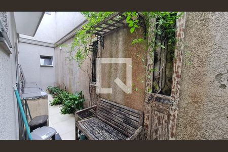 Casa à venda com 3 quartos, 212m² em Vila Monumento, São Paulo