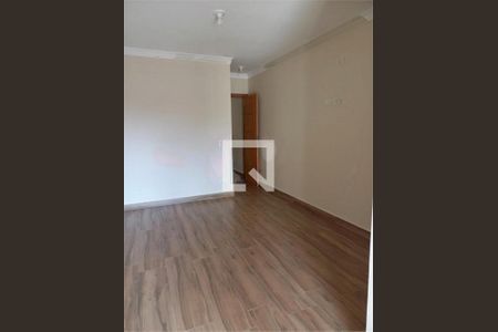 Casa à venda com 3 quartos, 200m² em Vila Dionisia, São Paulo