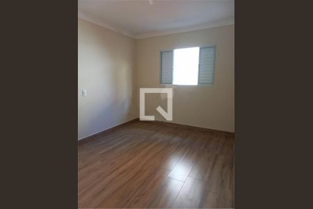 Casa à venda com 3 quartos, 200m² em Vila Dionisia, São Paulo