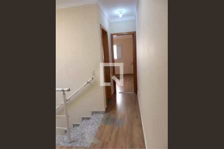Casa à venda com 3 quartos, 200m² em Vila Dionisia, São Paulo