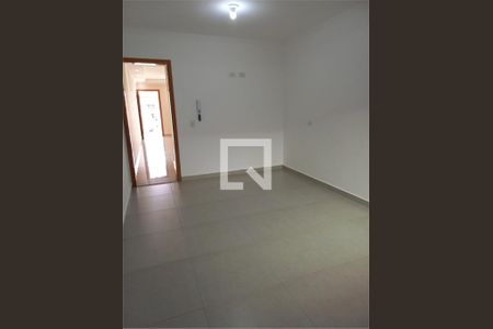 Casa à venda com 3 quartos, 200m² em Vila Dionisia, São Paulo