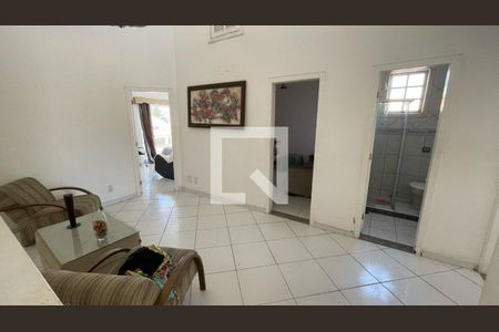 Casa à venda com 4 quartos, 150m² em Itaipu, Niterói