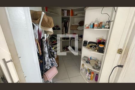 Casa à venda com 4 quartos, 150m² em Itaipu, Niterói