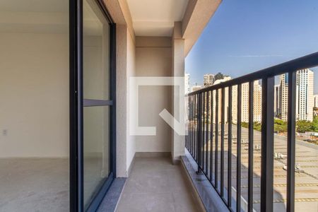 Varanda de kitnet/studio à venda com 1 quarto, 24m² em Vila Cordeiro, São Paulo